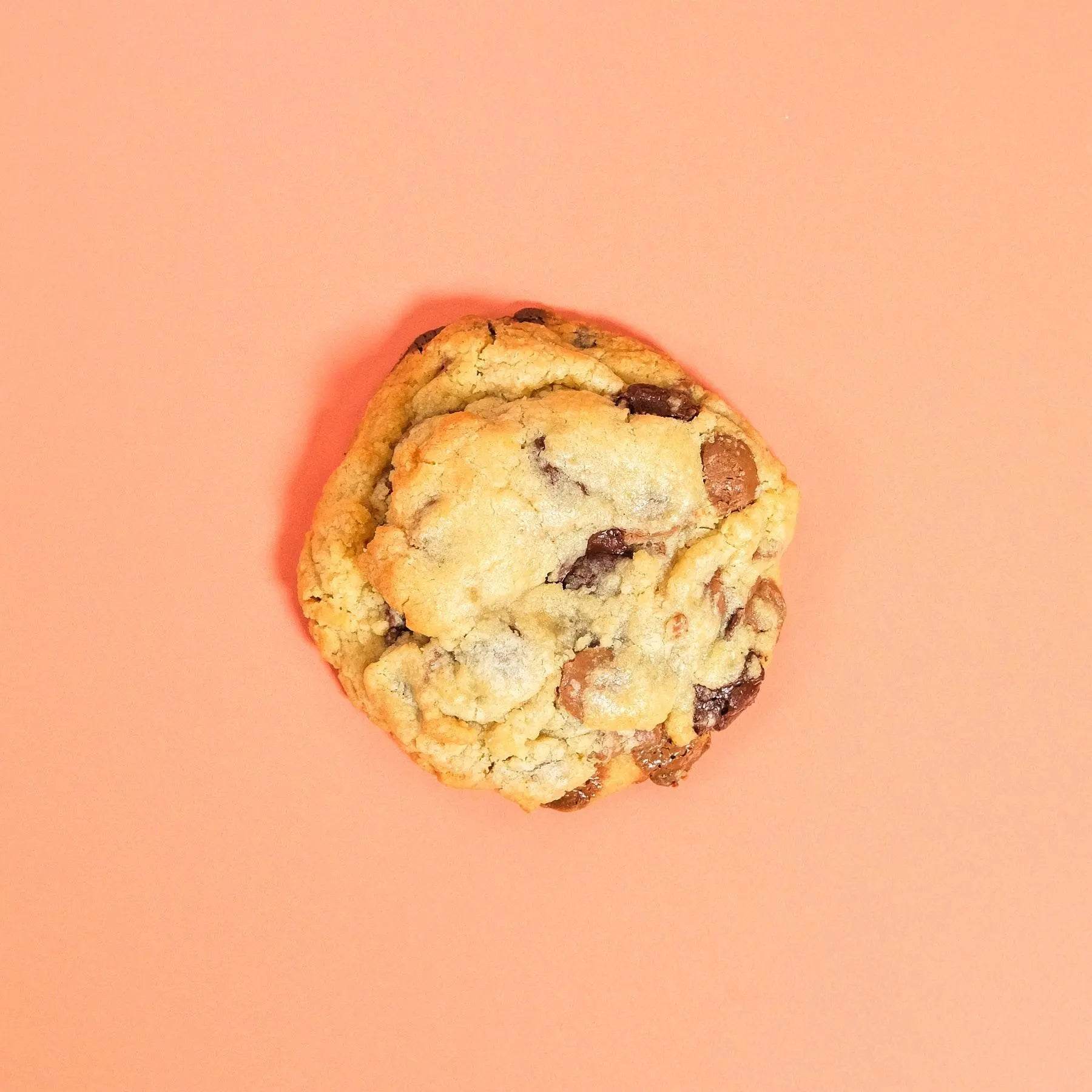 Choc Chip New York Cookie Crumbs & Doilies