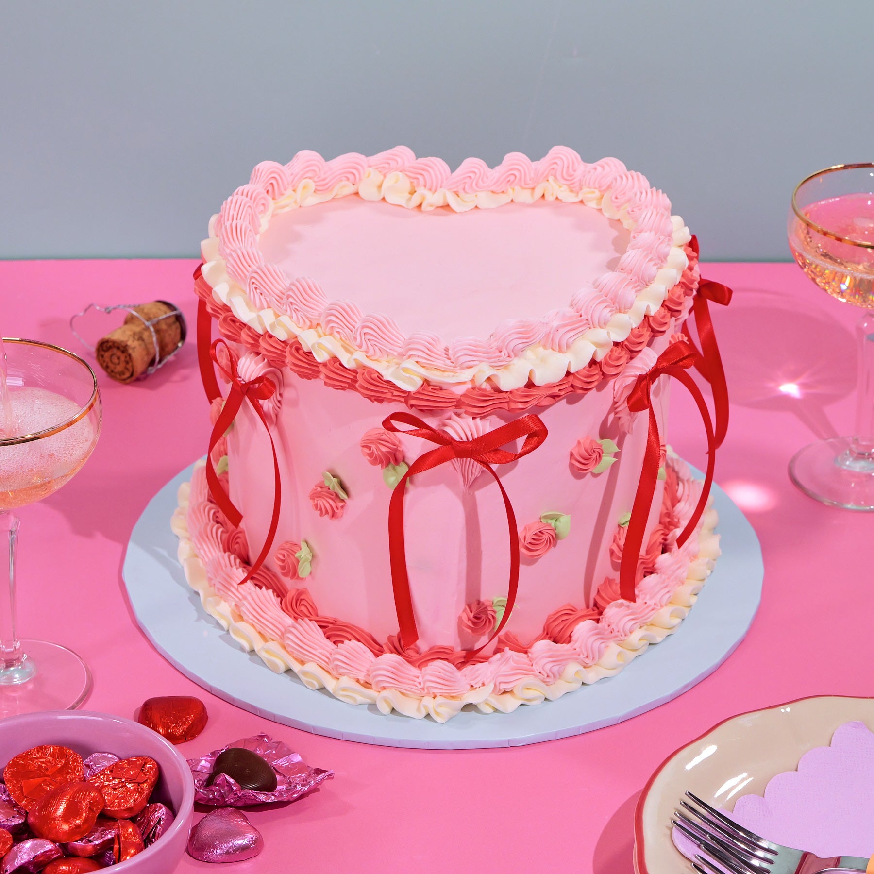 Valentine's Vintage Heart Cake